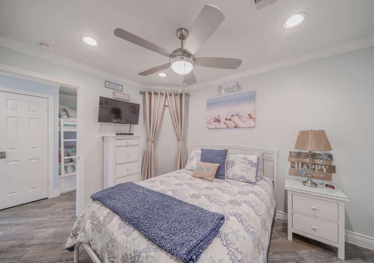 Ocean View Luxury Steps To Beach Galveston Bagian luar foto